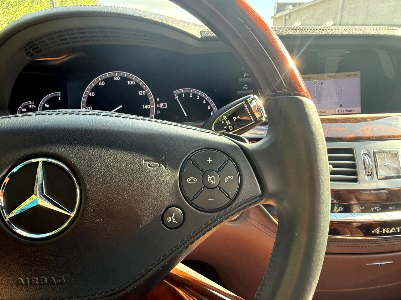 2013 Mercedes Benz S 550 4MATIC photo 21