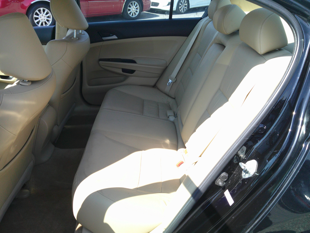 Honda Accord SE Sedan AT 2012 Honda Accord SE Sedan AT 2012