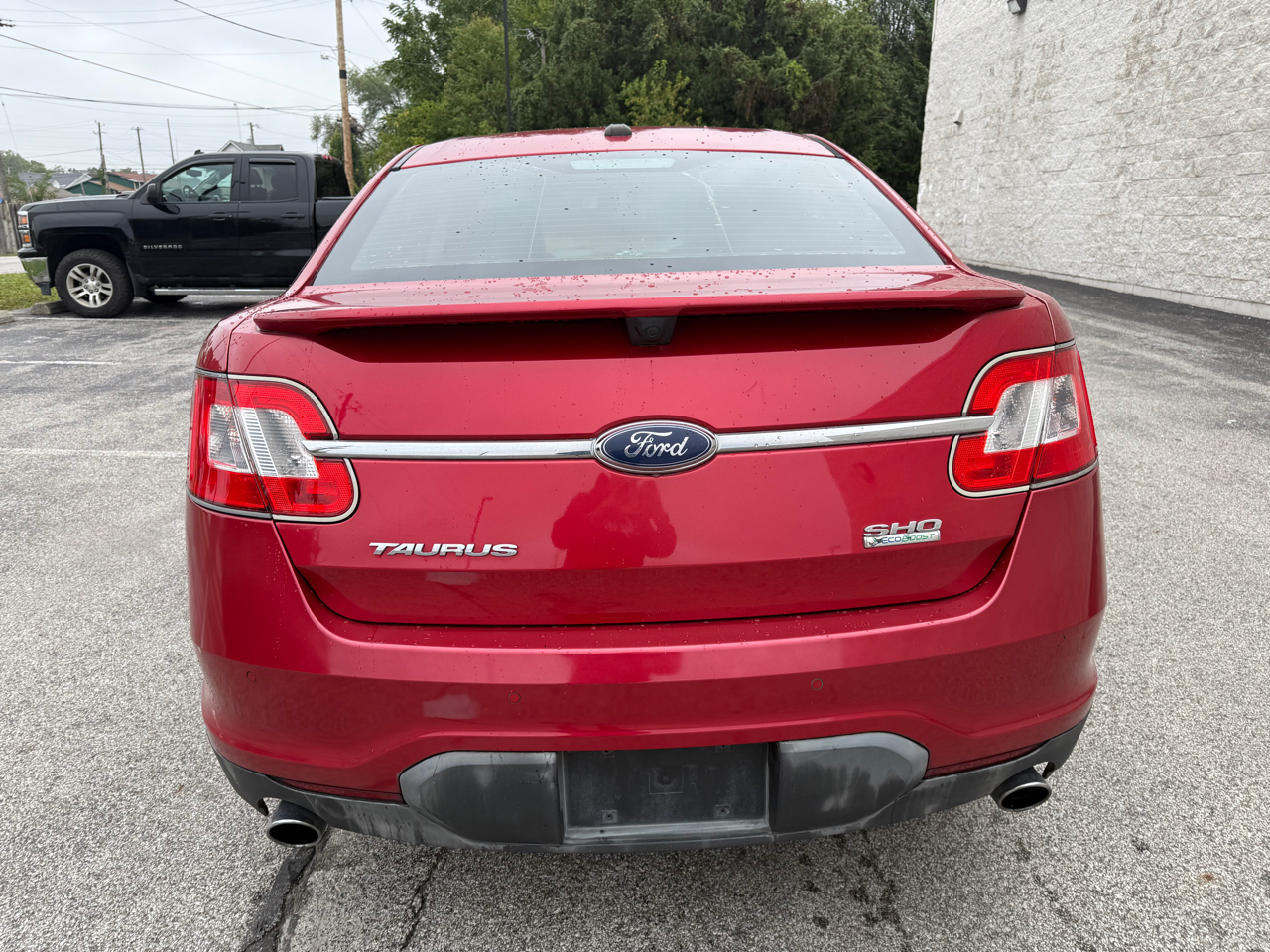 2010 Ford Taurus SHO photo 6
