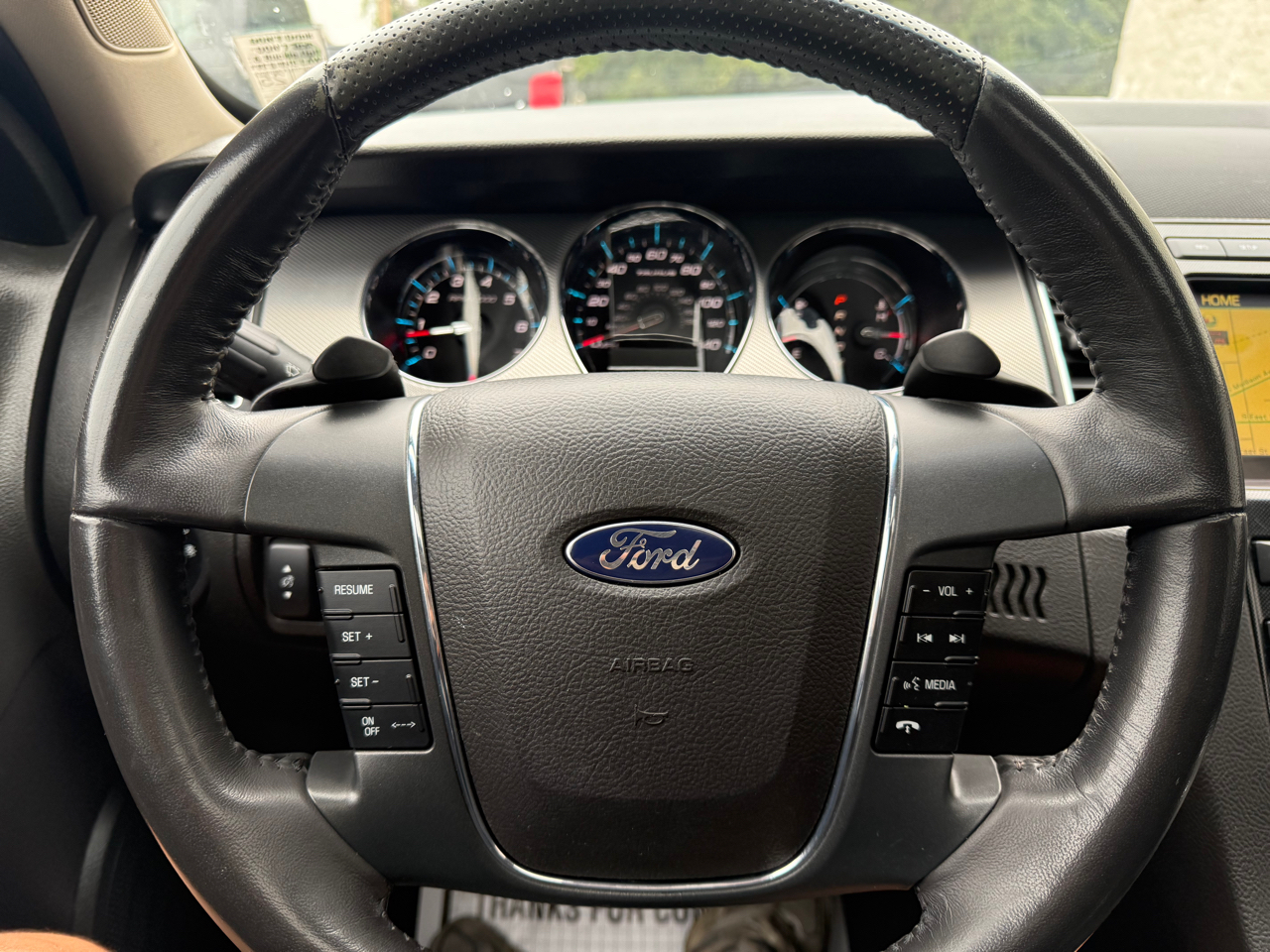 2010 Ford Taurus SHO photo 16