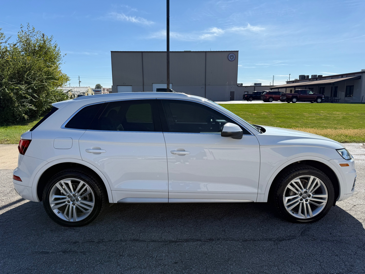 Audi Q5 2.0T Premium Plus quattro 2018 Audi Q5 2.0T Premium Plus quattro 2018