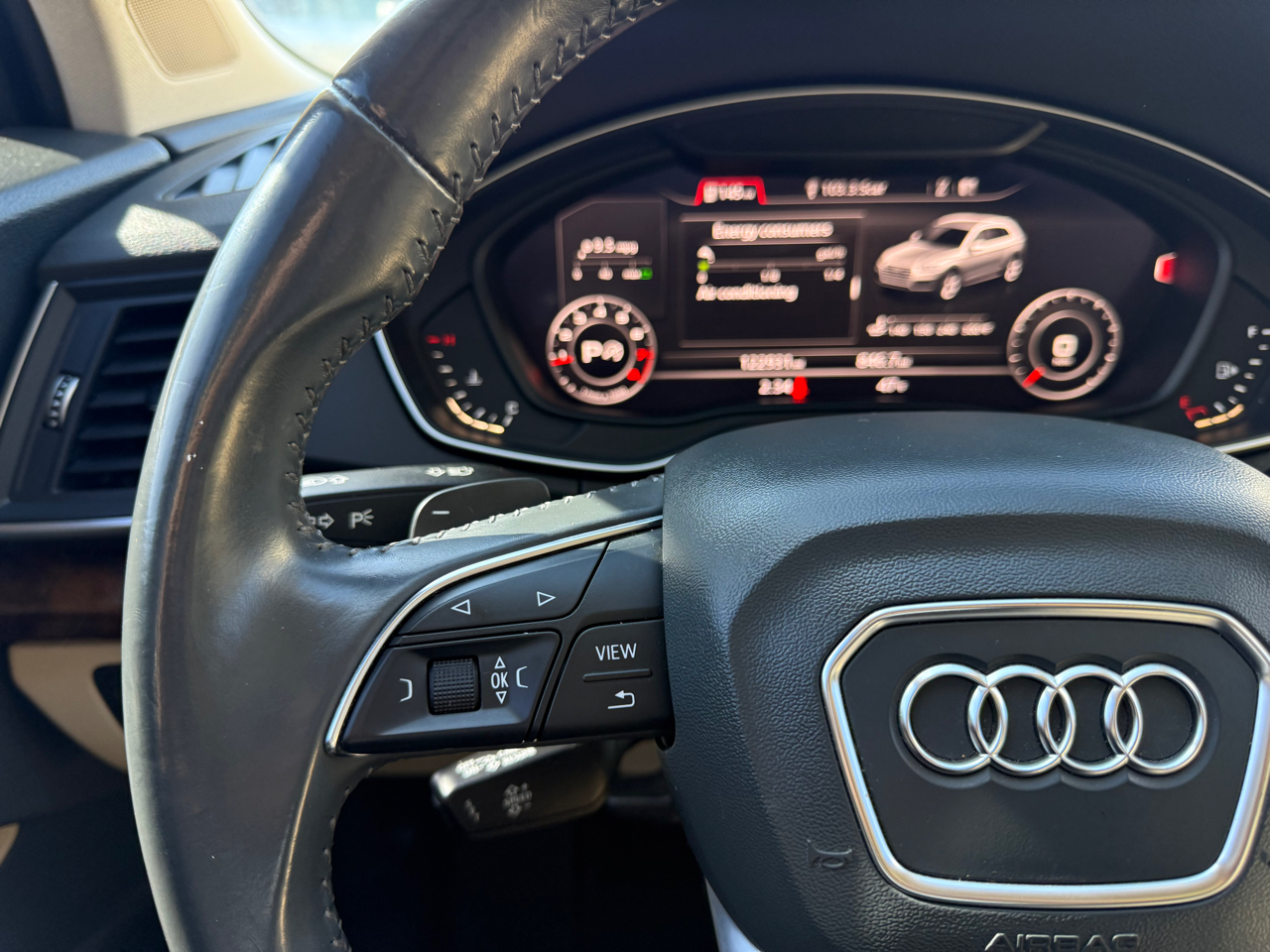 Audi Q5 2.0T Premium Plus quattro 2018 Audi Q5 2.0T Premium Plus quattro 2018