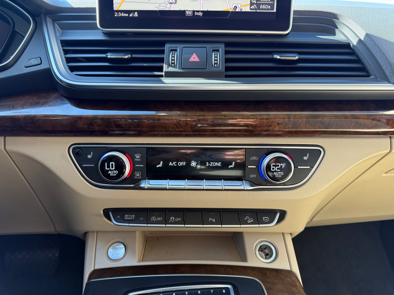 Audi Q5 2.0T Premium Plus quattro 2018 Audi Q5 2.0T Premium Plus quattro 2018