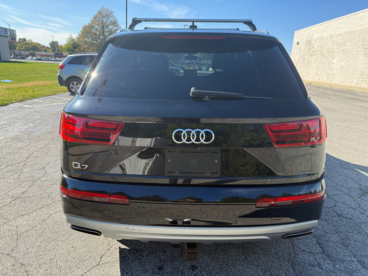 Audi Q7 2.0T Premium Plus quattro 2017 Audi Q7 2.0T Premium Plus quattro 2017