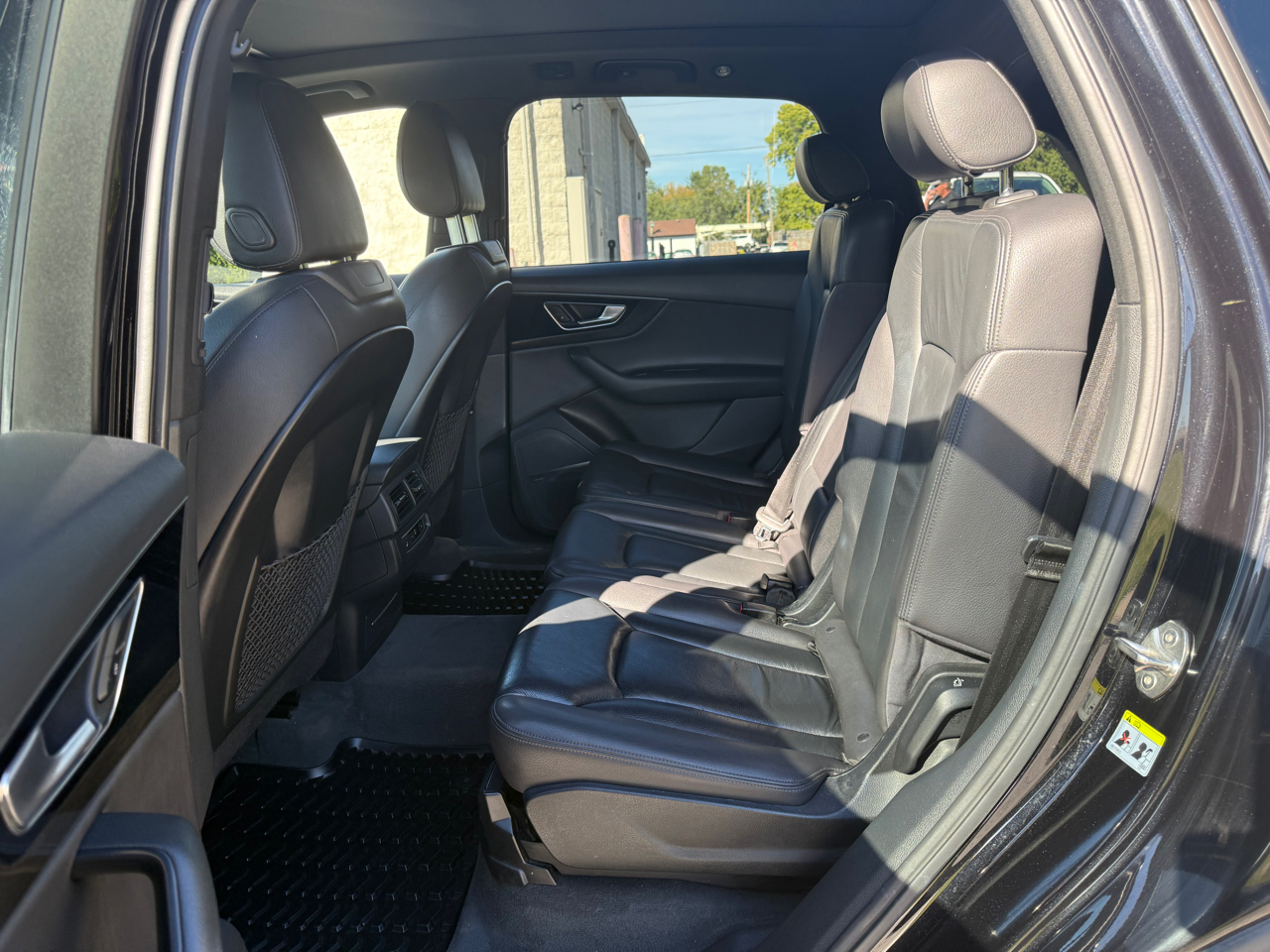 Audi Q7 2.0T Premium Plus quattro 2017 Audi Q7 2.0T Premium Plus quattro 2017