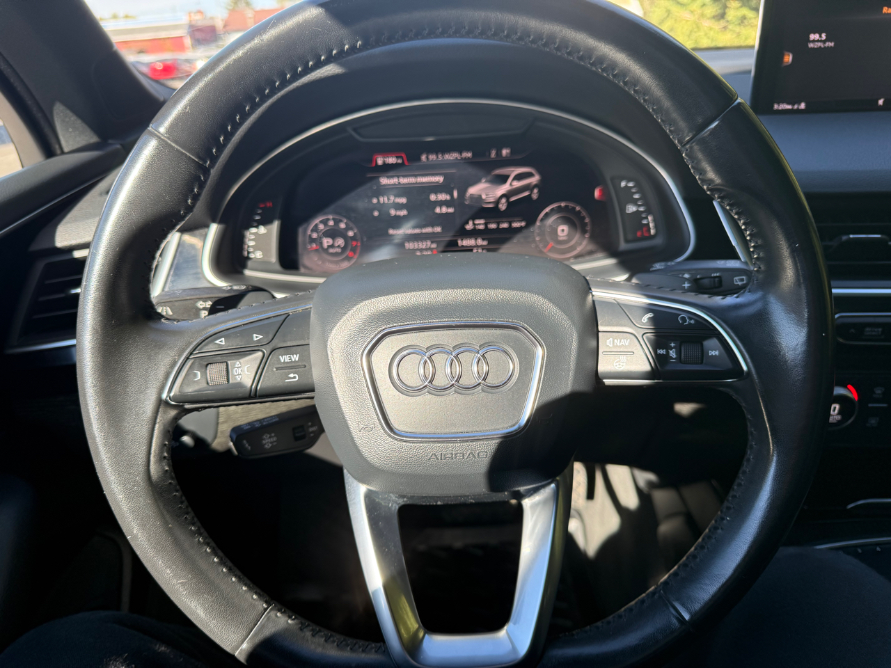 Audi Q7 2.0T Premium Plus quattro 2017 Audi Q7 2.0T Premium Plus quattro 2017