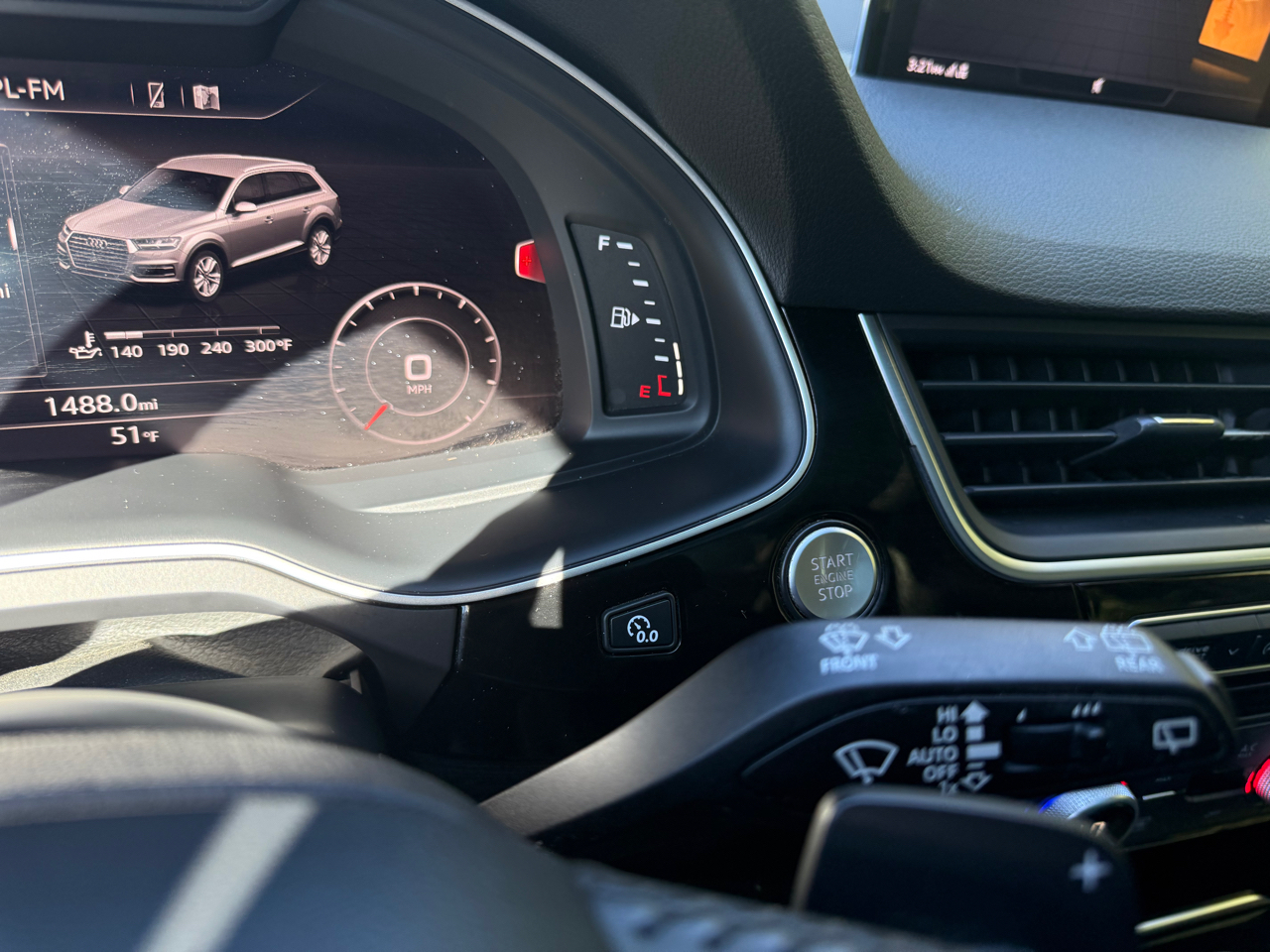 Audi Q7 2.0T Premium Plus quattro 2017 Audi Q7 2.0T Premium Plus quattro 2017