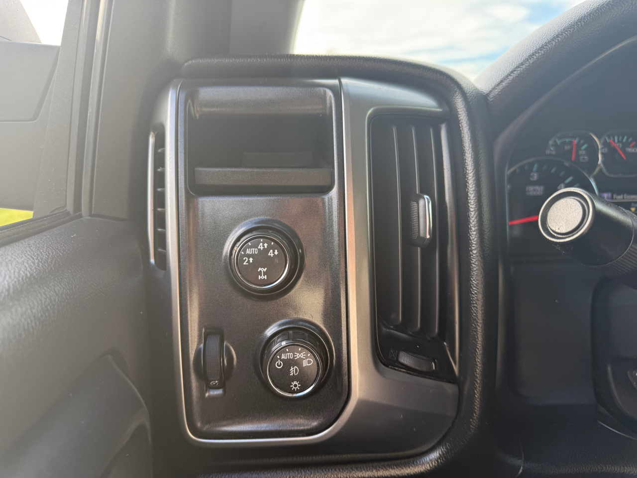 Chevrolet Silverado 1500 2LT Double Cab 4WD 2014 Chevrolet Silverado 1500 2LT Double Cab 4WD 2014