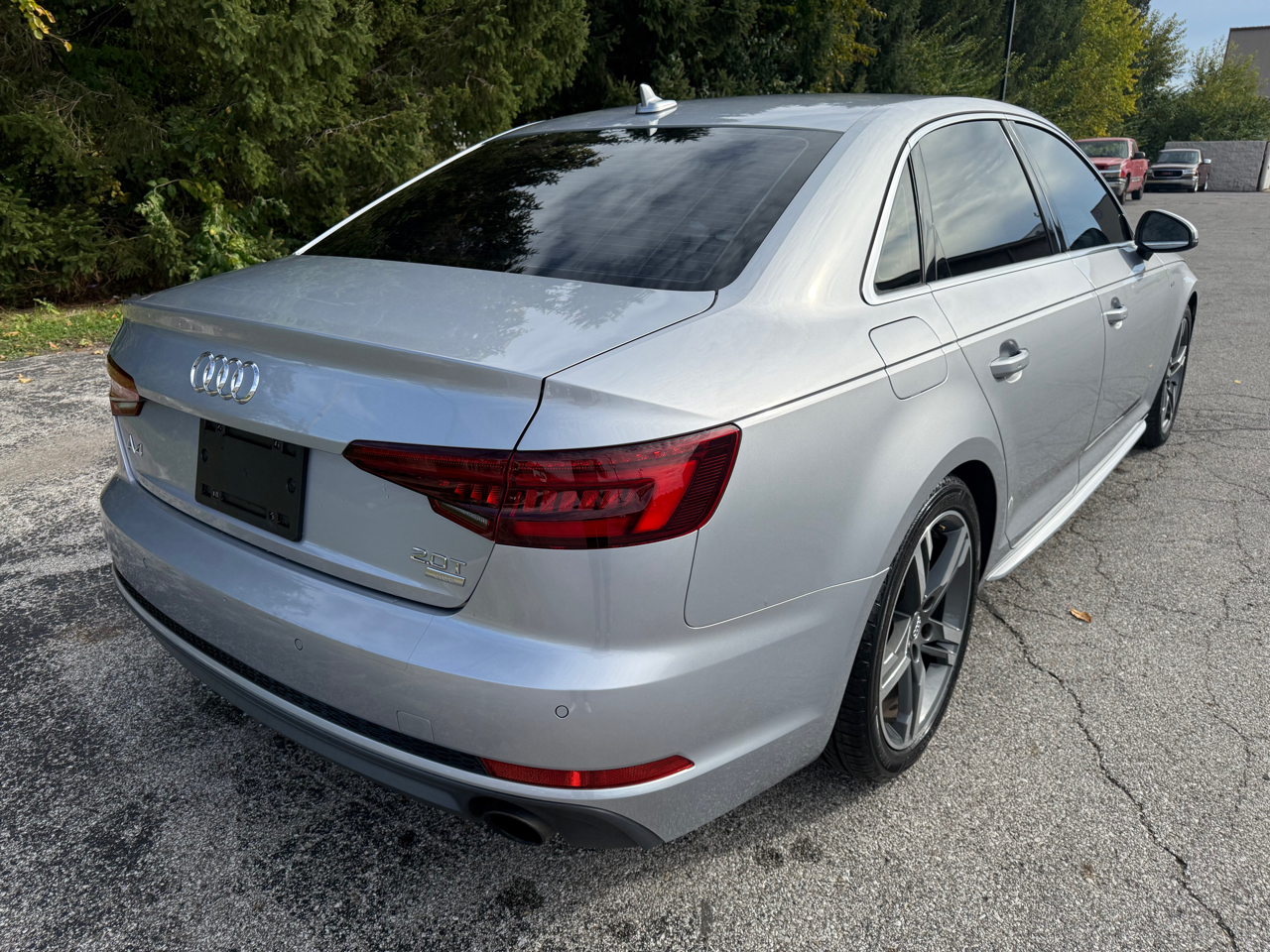 Audi A4 2.0T Premium Plus Sedan 2018 Audi A4 2.0T Premium Plus Sedan 2018