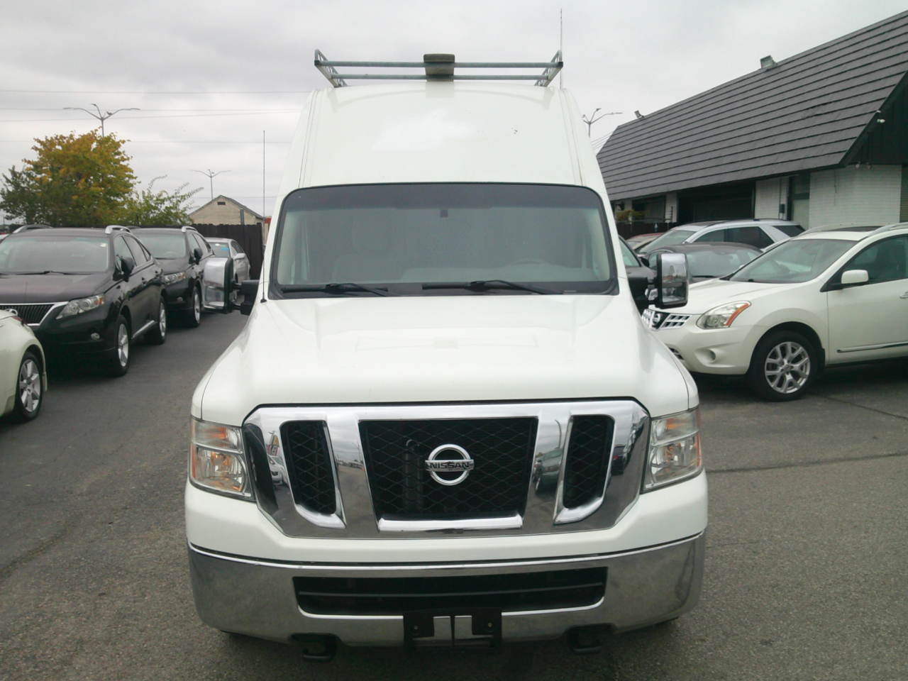 Nissan NV Cargo NV3500 HD High Roof V8 S 2013 Nissan NV Cargo NV3500 HD High Roof V8 S 2013