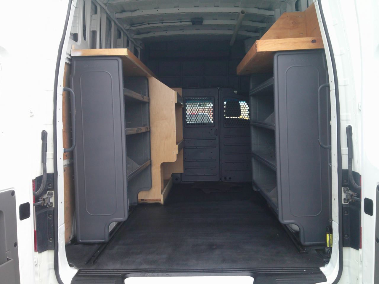 Nissan NV Cargo NV3500 HD High Roof V8 S 2013 Nissan NV Cargo NV3500 HD High Roof V8 S 2013