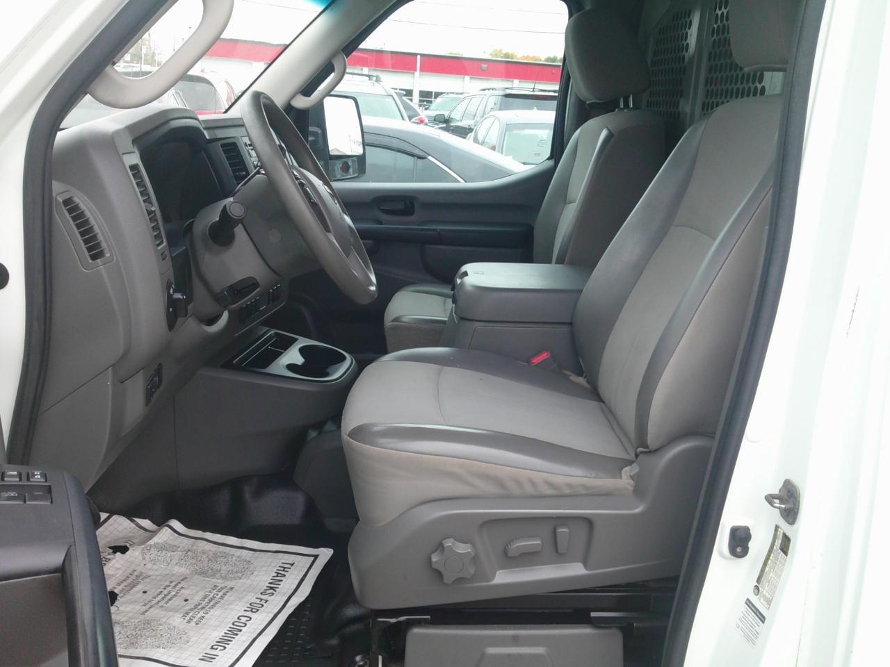 Nissan NV Cargo NV3500 HD High Roof V8 S 2013 Nissan NV Cargo NV3500 HD High Roof V8 S 2013