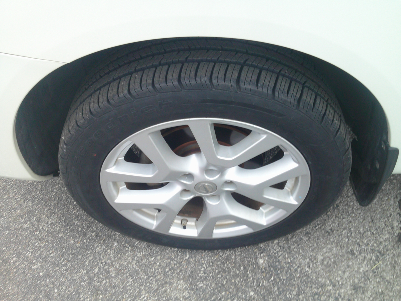 Nissan Rogue SL 2WD 2013 Nissan Rogue SL 2WD 2013