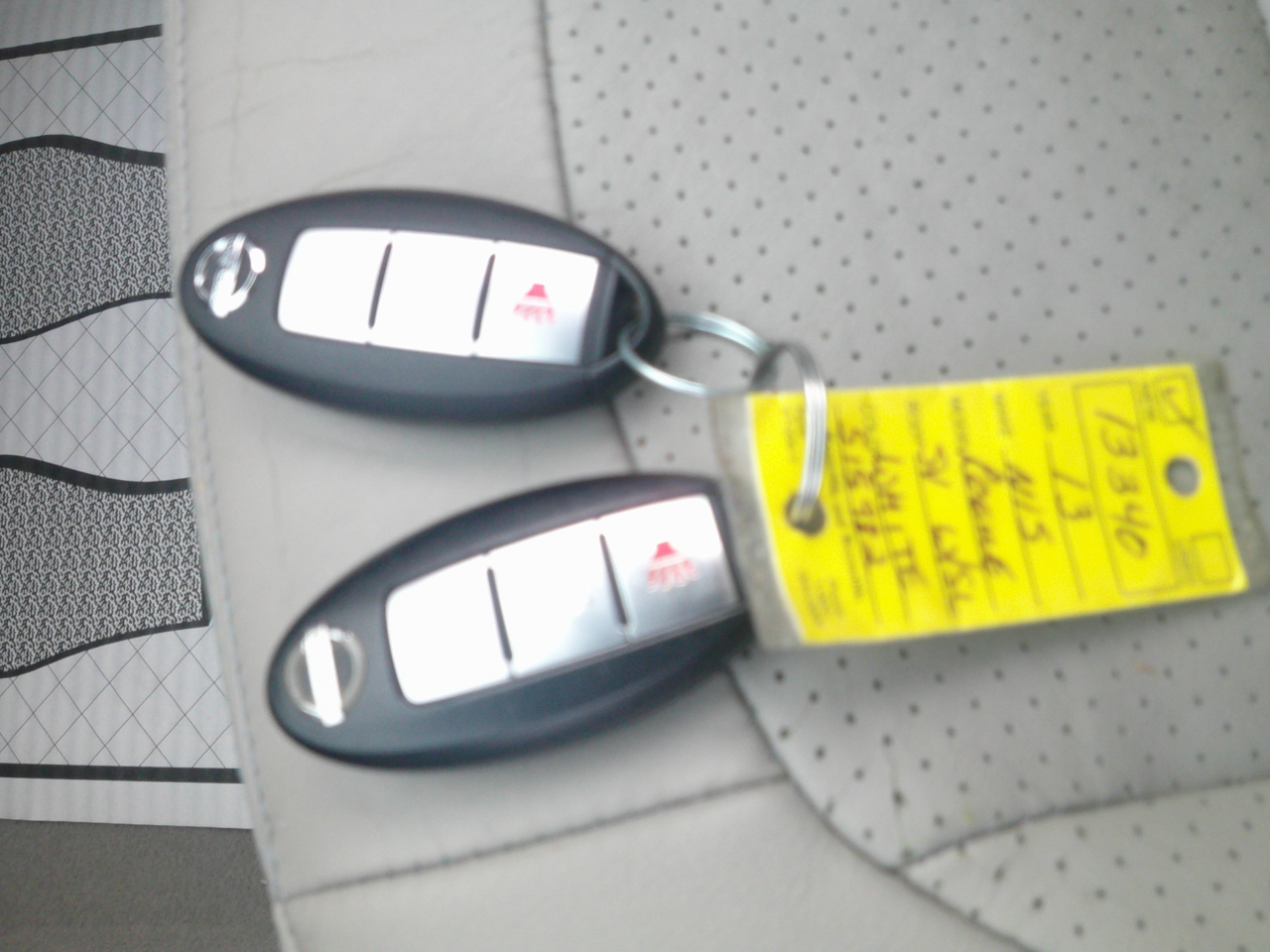 Nissan Rogue SL 2WD 2013 Nissan Rogue SL 2WD 2013