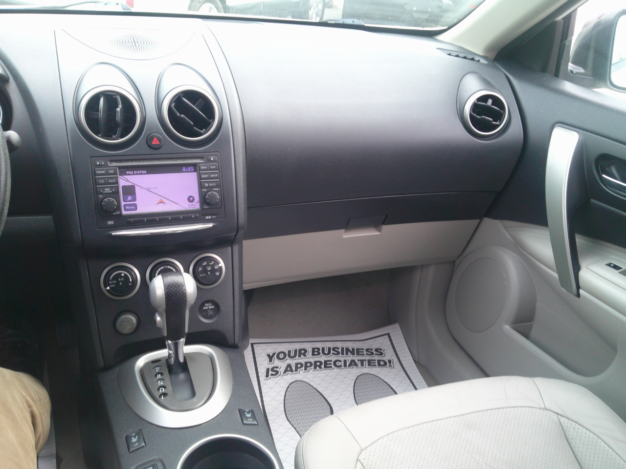 Nissan Rogue SL 2WD 2013 Nissan Rogue SL 2WD 2013