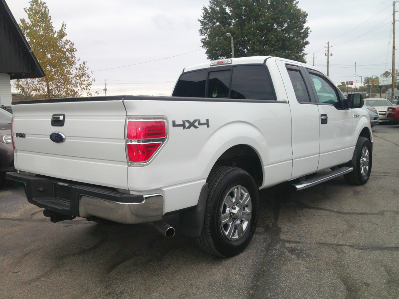 Ford F-150 XLT SuperCab 8-ft. Bed 4WD 2010 Ford F-150 XLT SuperCab 8-ft. Bed 4WD 2010