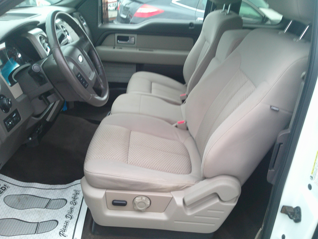 Ford F-150 XLT SuperCab 8-ft. Bed 4WD 2010 Ford F-150 XLT SuperCab 8-ft. Bed 4WD 2010