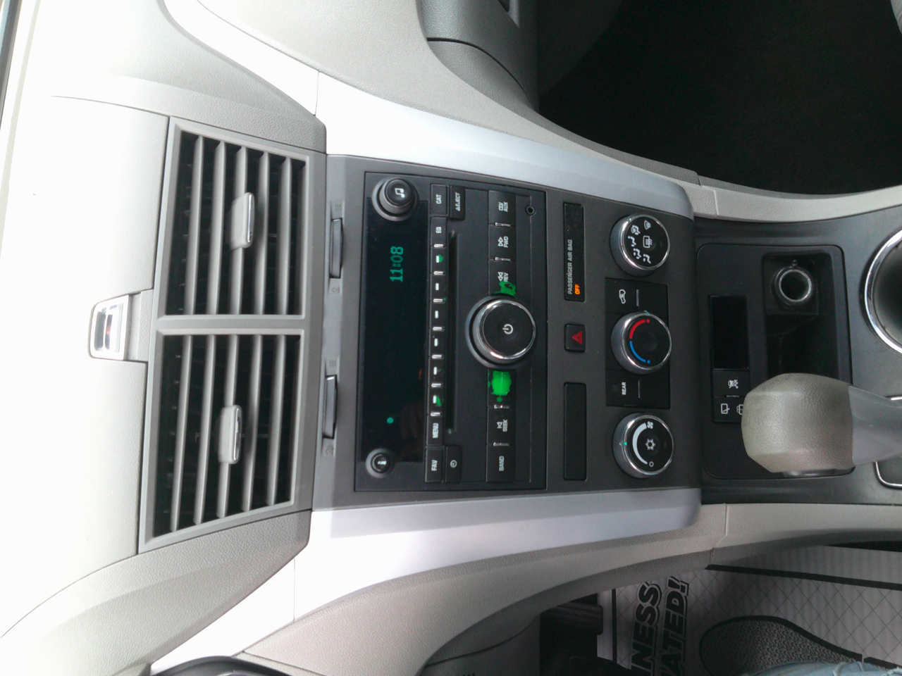 Chevrolet Traverse LS FWD w/PDC 2011 Chevrolet Traverse LS FWD w/PDC 2011