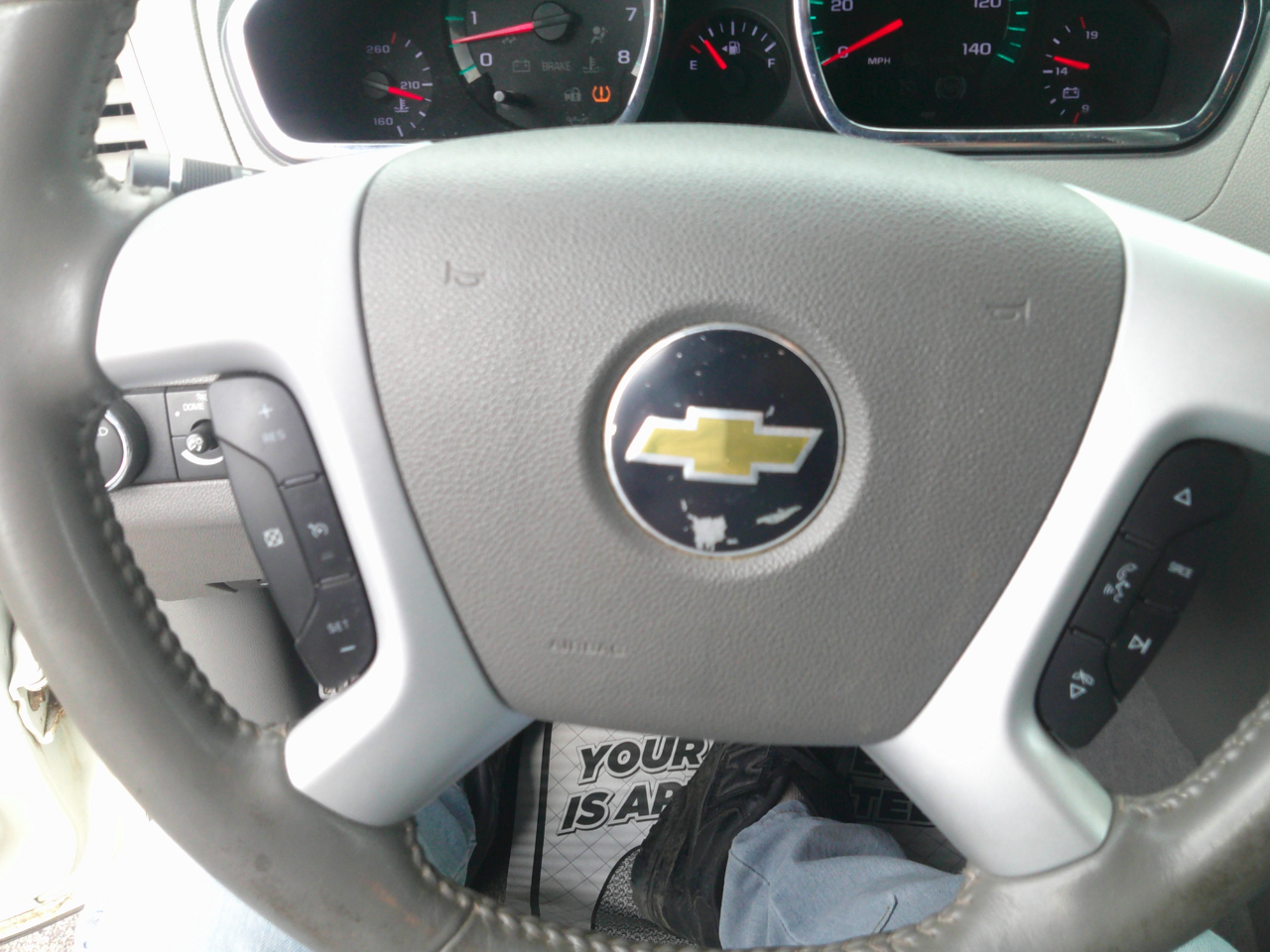 Chevrolet Traverse LS FWD w/PDC 2011 Chevrolet Traverse LS FWD w/PDC 2011