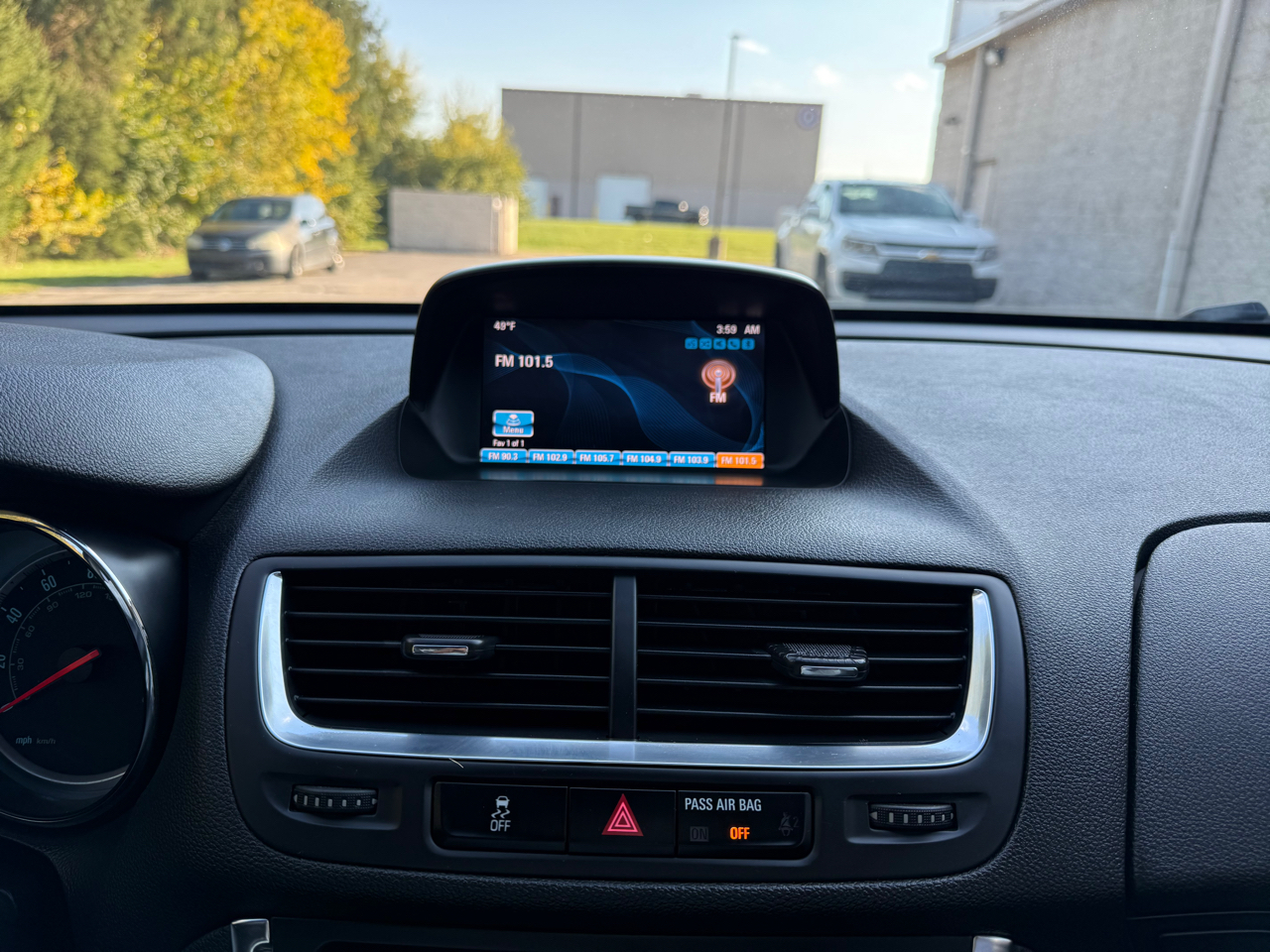 Buick Encore Base FWD 2016 Buick Encore Base FWD 2016