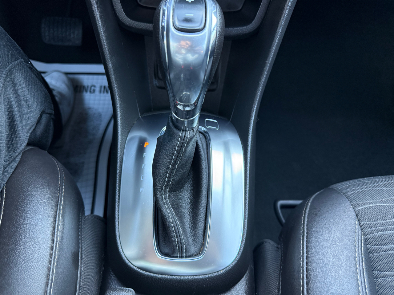 Buick Encore Base FWD 2016 Buick Encore Base FWD 2016