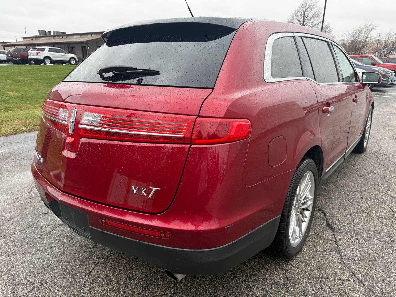 Lincoln MKT 3.5L with EcoBoost AWD 2017