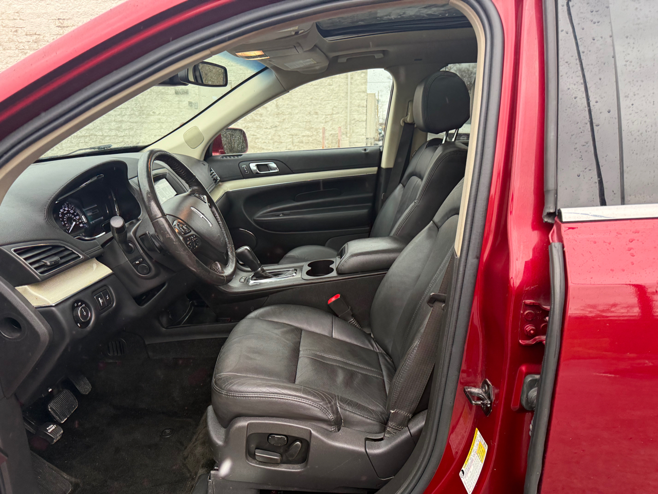 Lincoln MKT 3.5L with EcoBoost AWD 2017