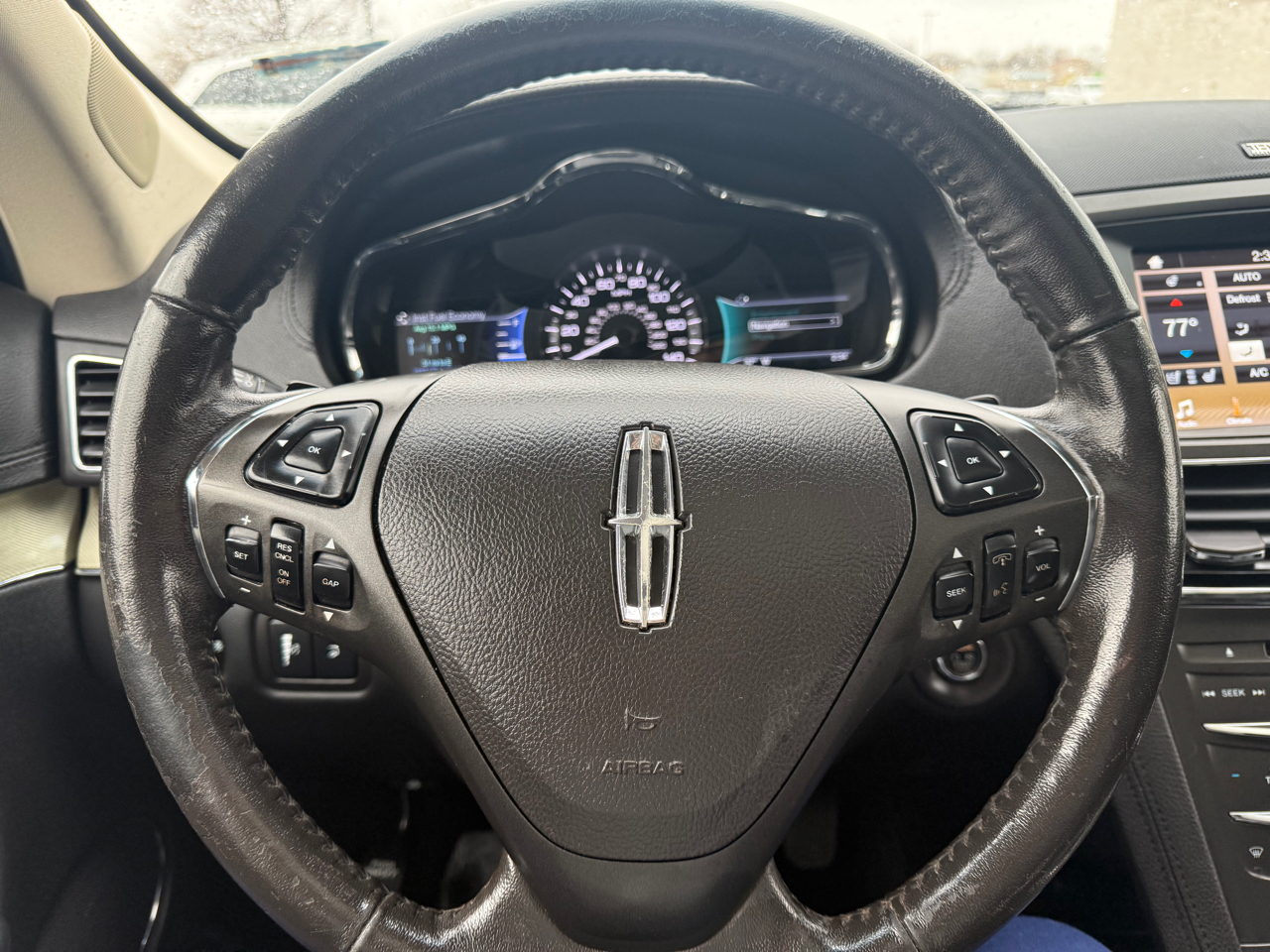 Lincoln MKT 3.5L with EcoBoost AWD 2017