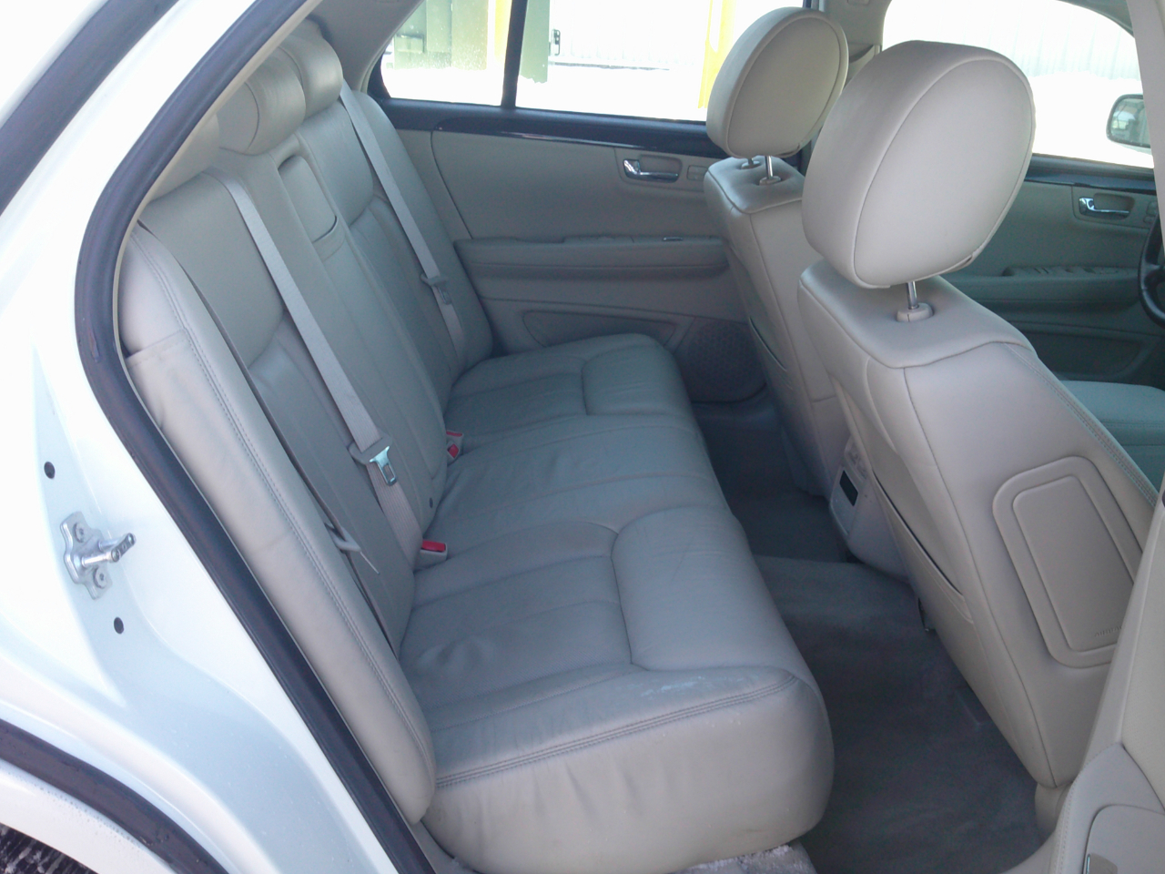 Cadillac DTS Premium w/ Navi 2011