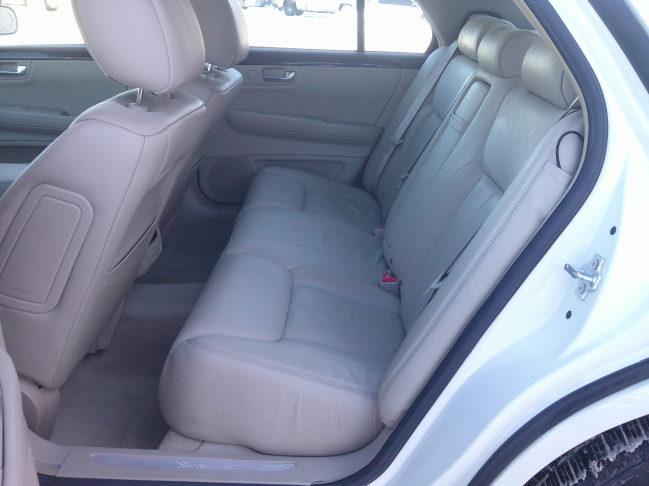 Cadillac DTS Premium w/ Navi 2011