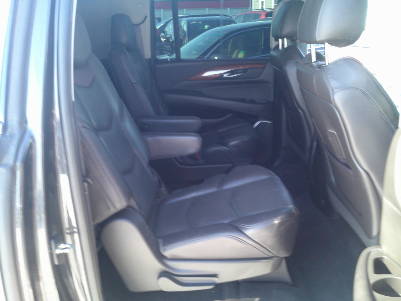 Cadillac Escalade ESV Luxury 4WD 2015