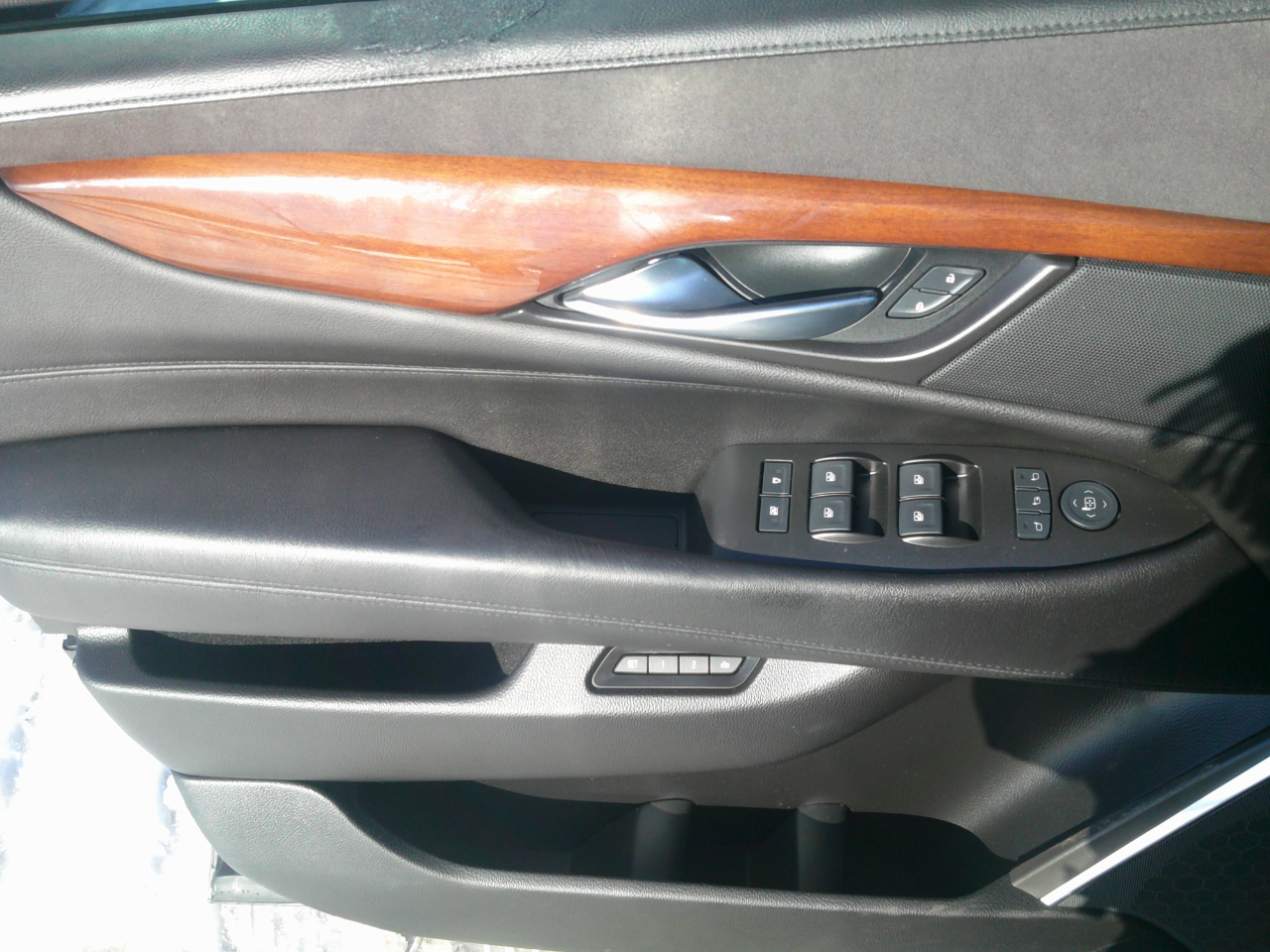 Cadillac Escalade ESV Luxury 4WD 2015