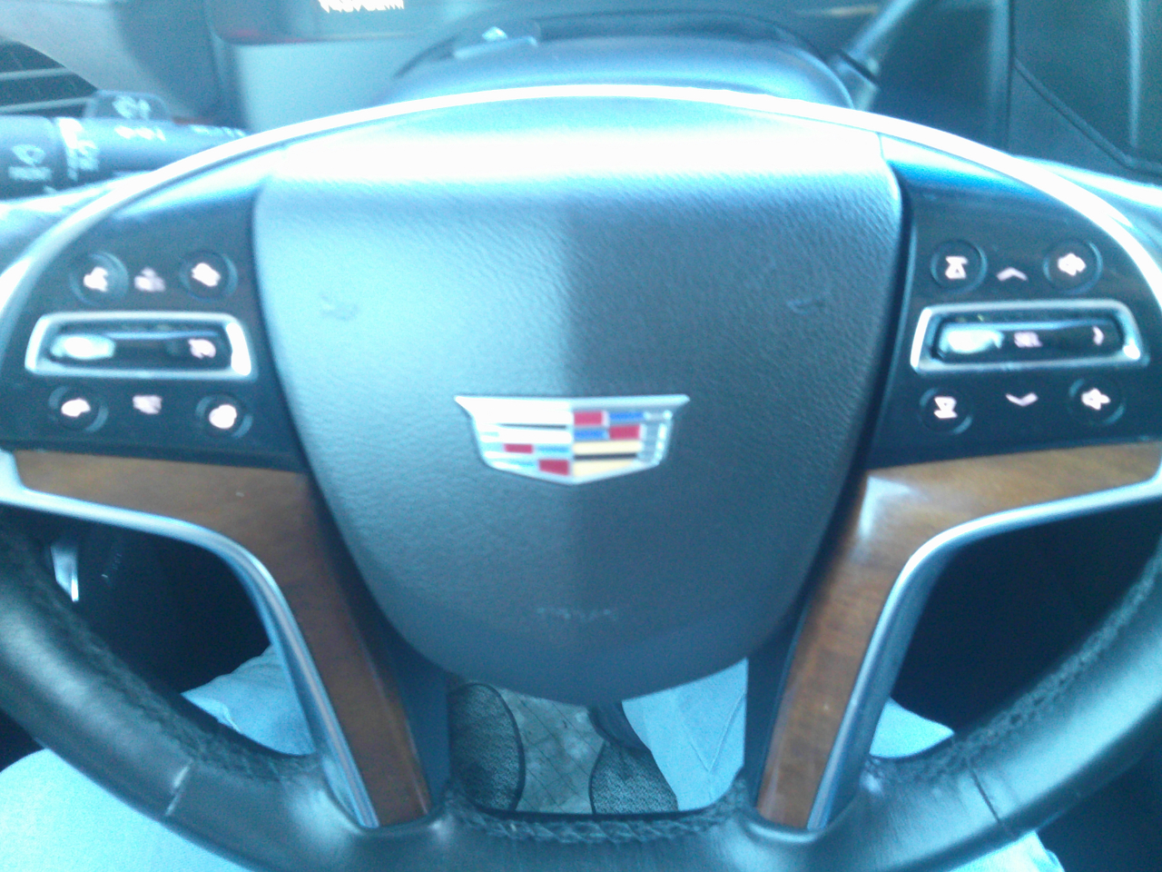 Cadillac Escalade ESV Luxury 4WD 2015