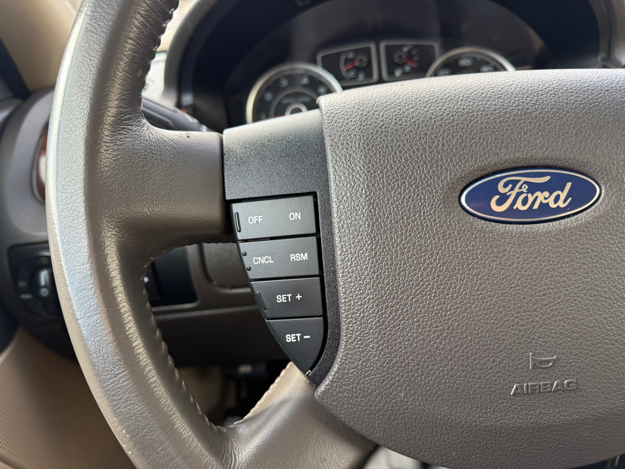 Ford Taurus SEL 2008