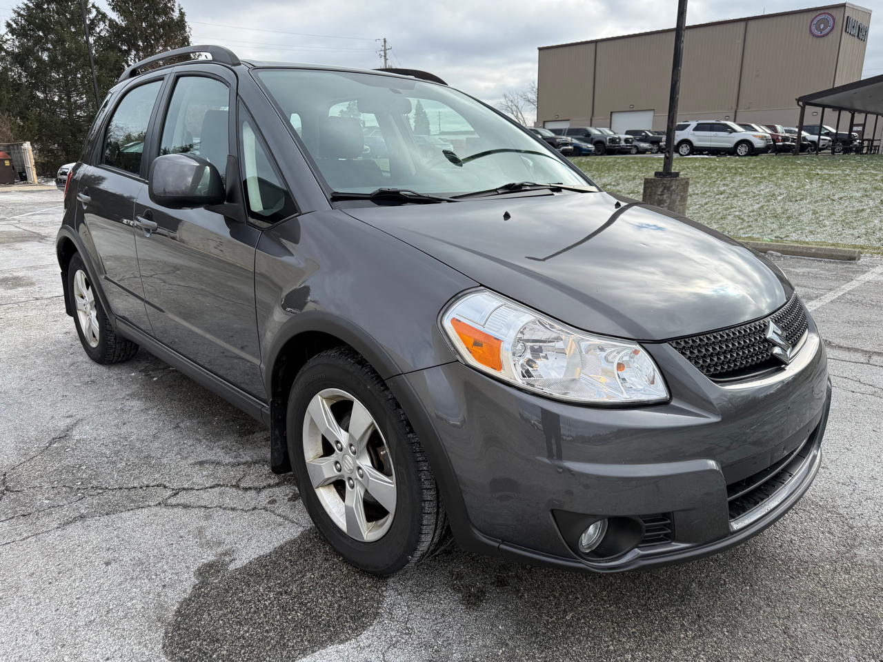 Suzuki SX4 Crossover Base AWD 2011