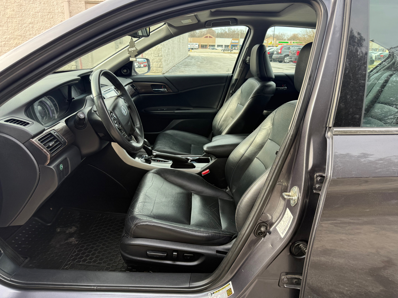 Honda Accord EX-L Sedan V6 6-Spd AT 2016