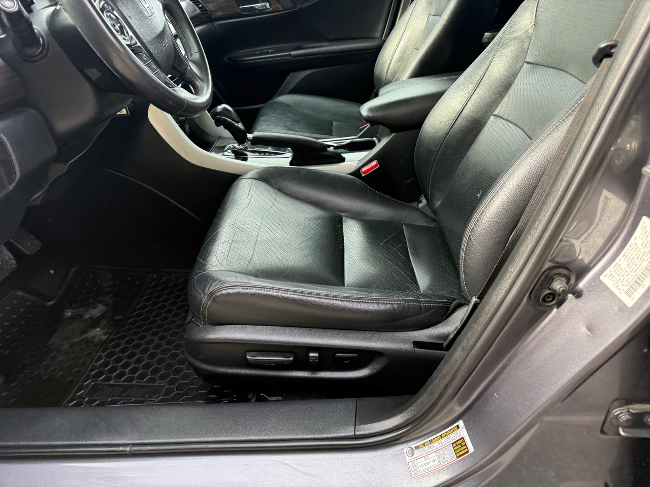 Honda Accord EX-L Sedan V6 6-Spd AT 2016