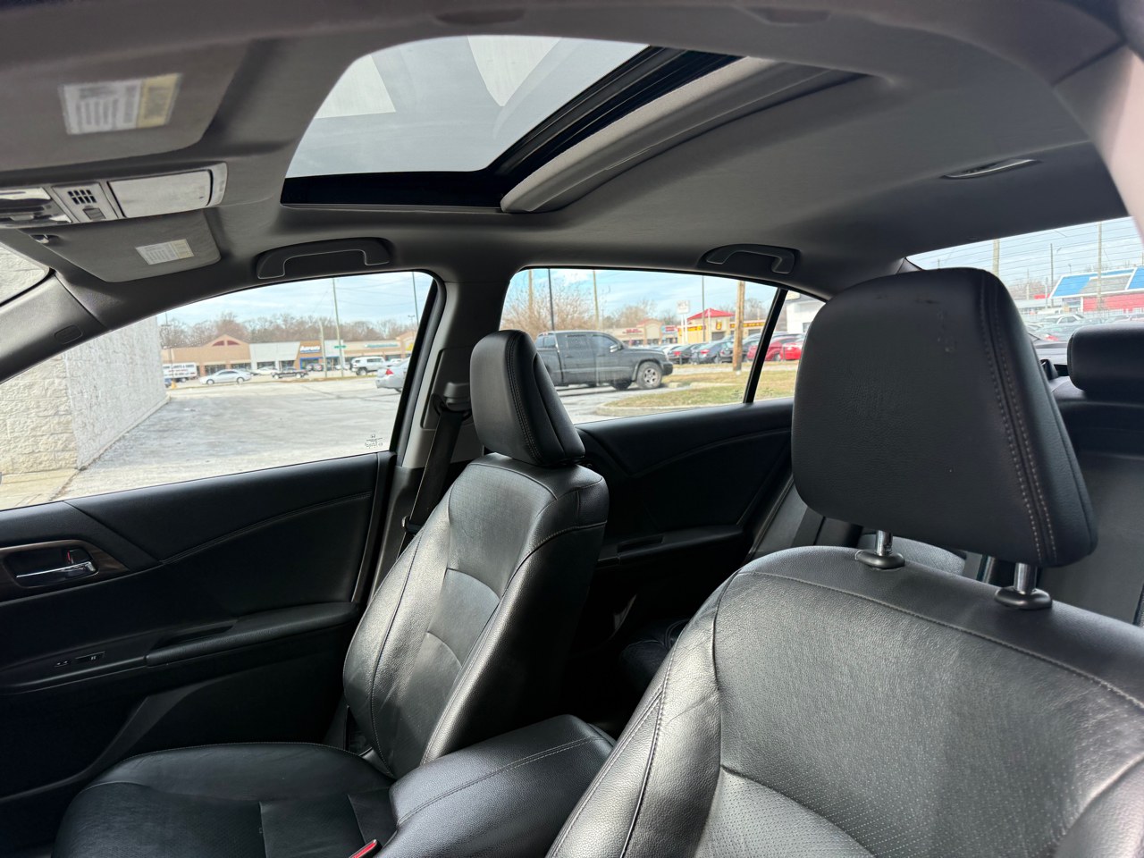 Honda Accord EX-L Sedan V6 6-Spd AT 2016