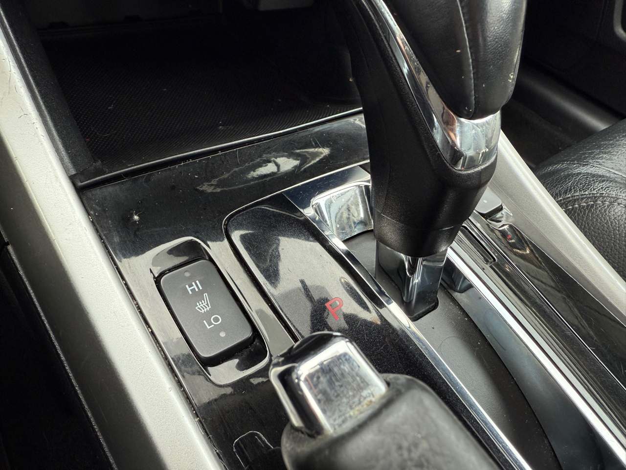 Honda Accord EX-L Sedan V6 6-Spd AT 2016