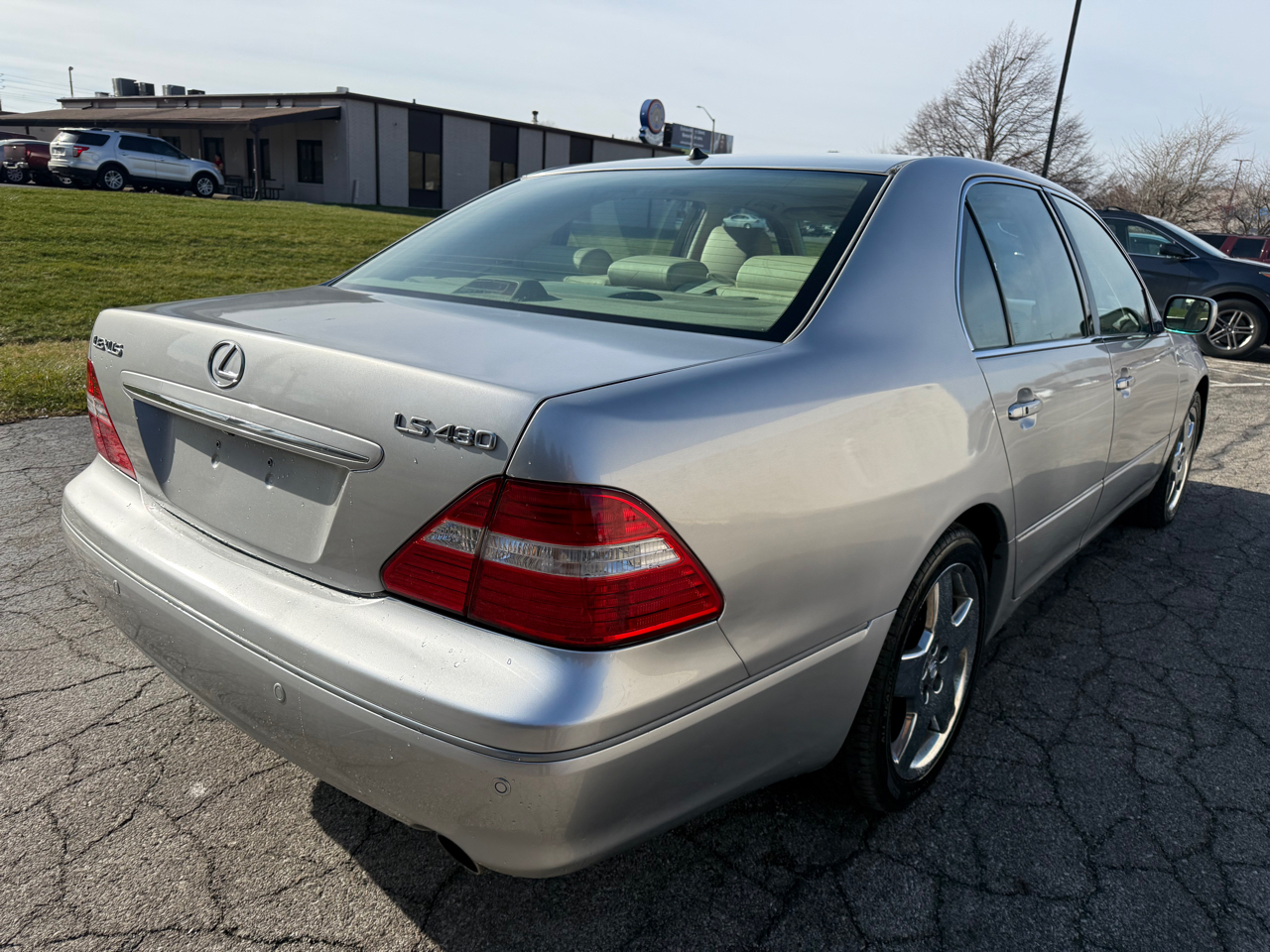 Lexus LS 430 Sedan 2005
