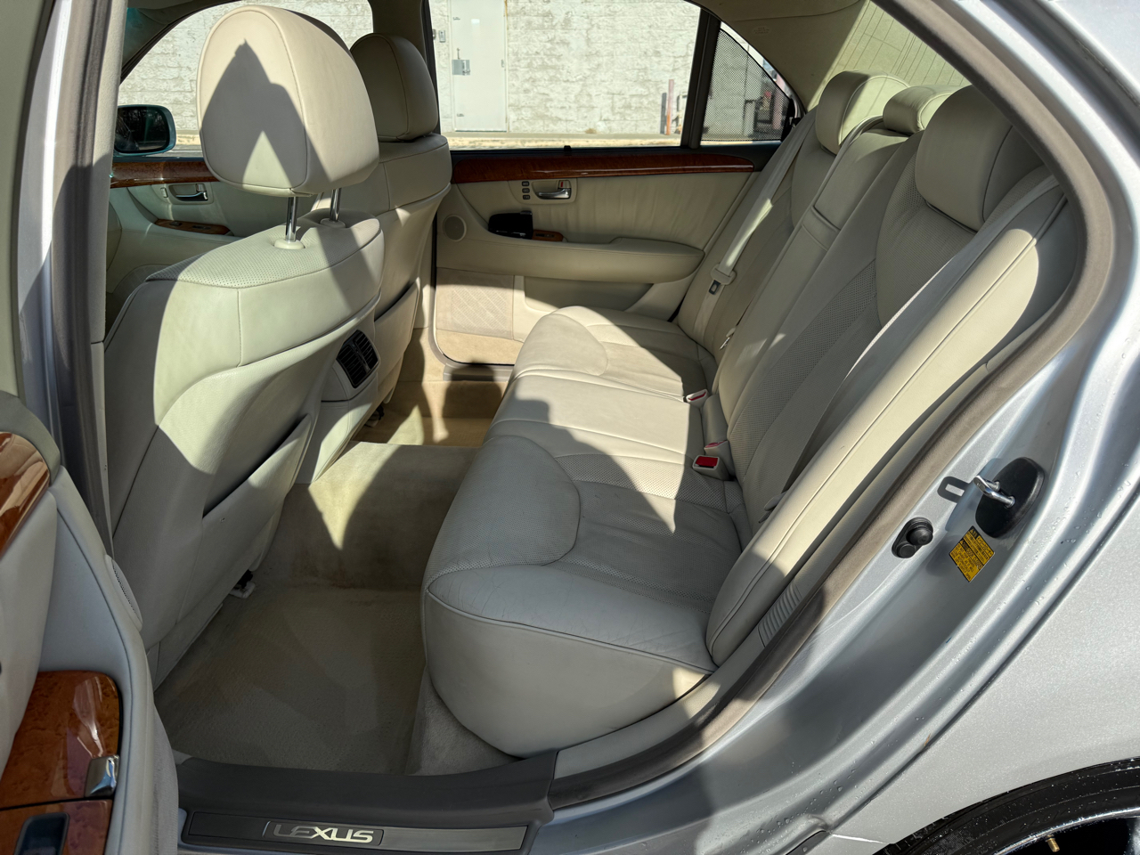 Lexus LS 430 Sedan 2005