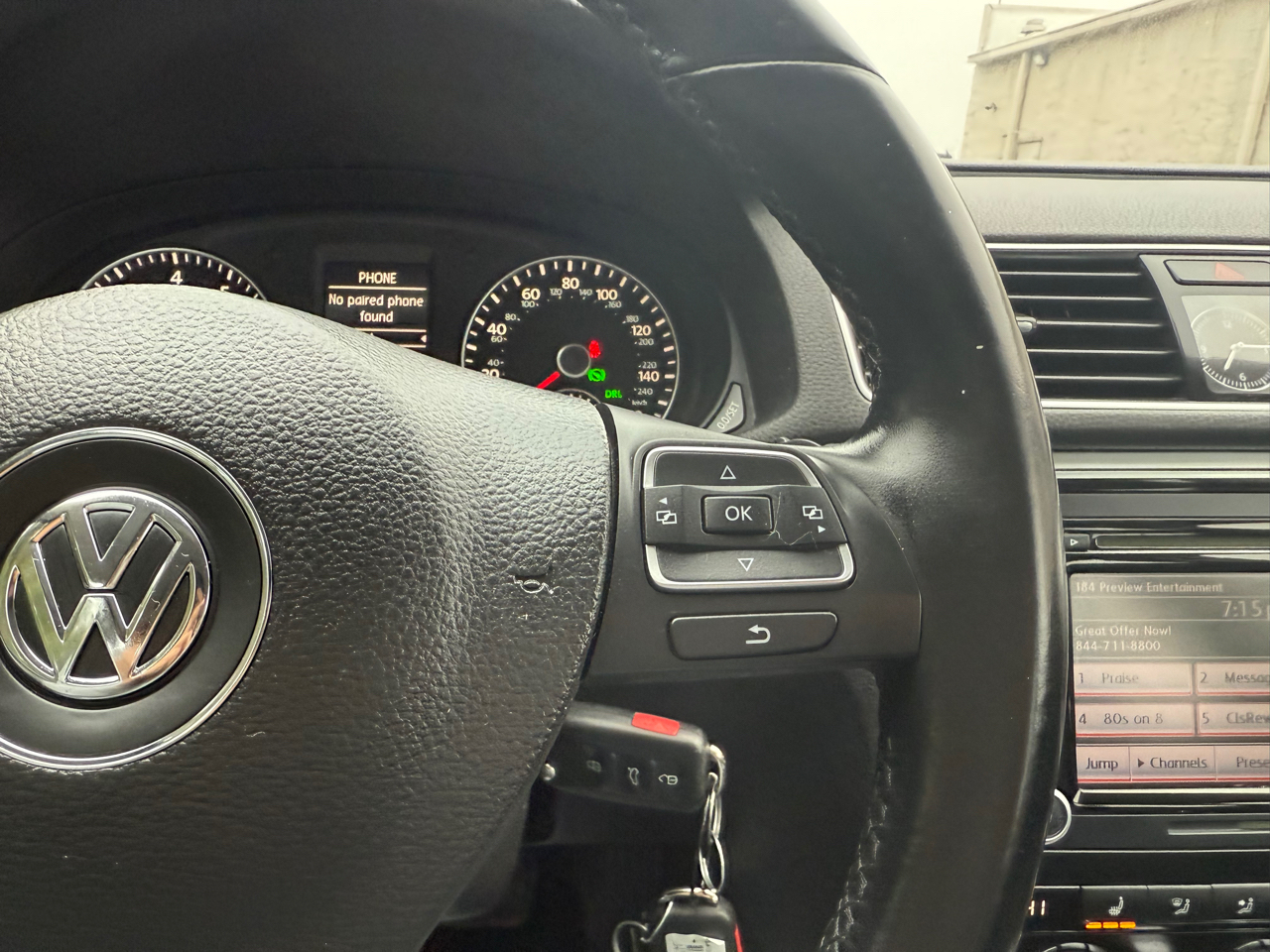 Volkswagen Passat 2.5L SE AT 2012