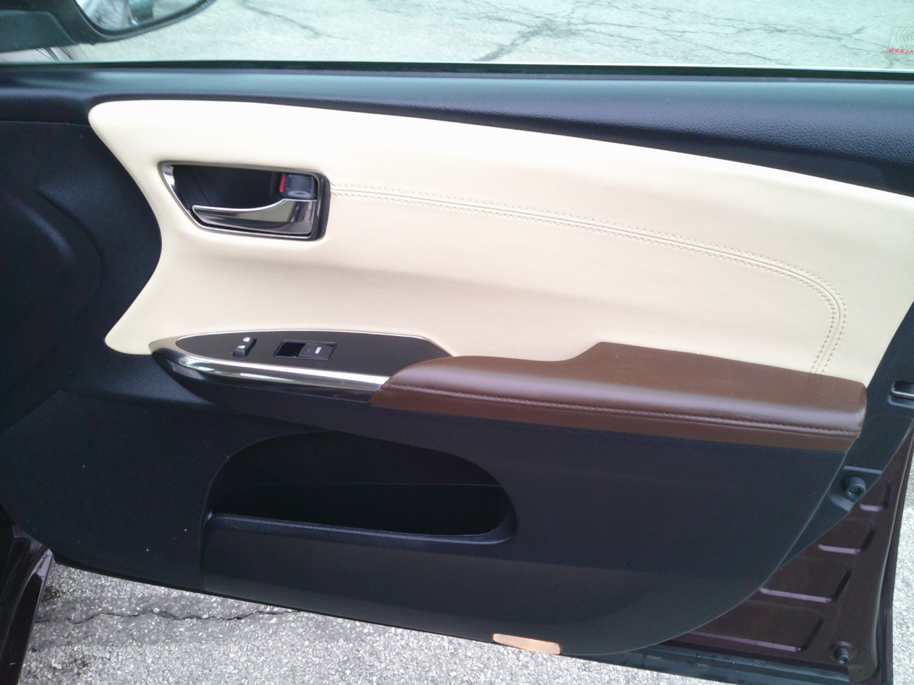 Toyota Avalon XLE 2013