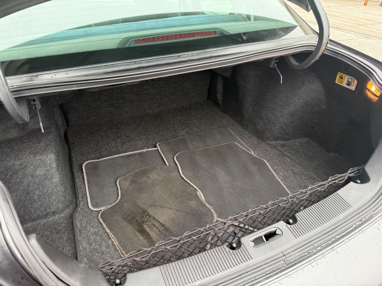 Ford Taurus SE Standard 2002