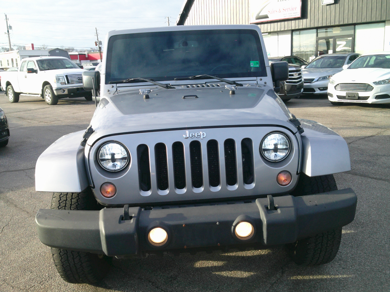 Jeep Wrangler Unlimited Sahara 4WD 2014