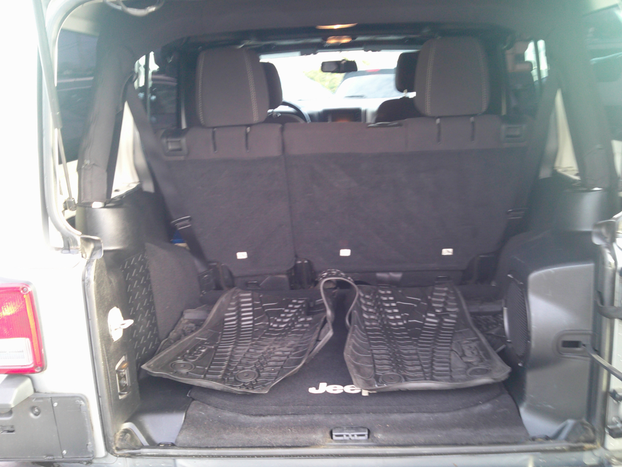 Jeep Wrangler Unlimited Sahara 4WD 2014