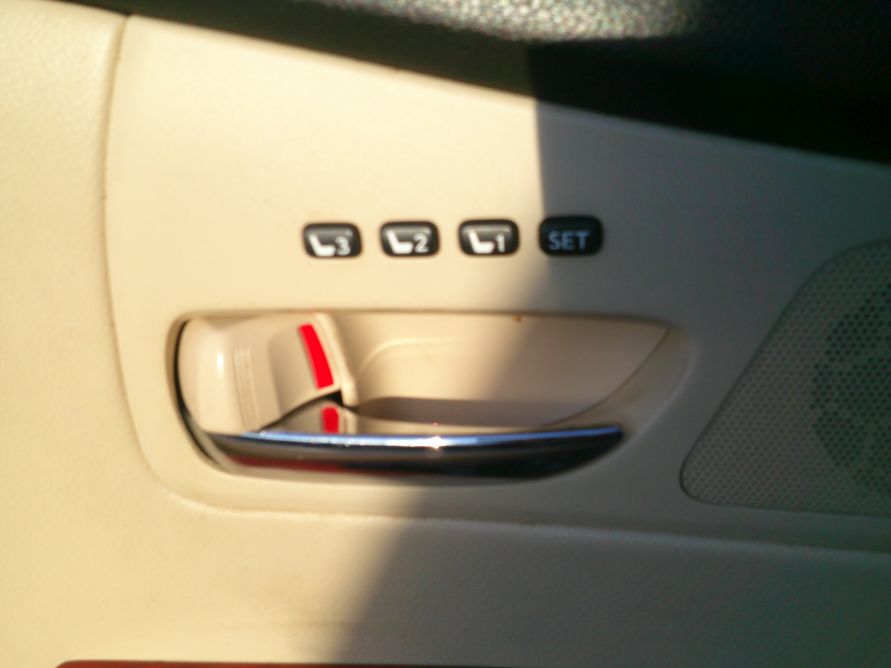 Lexus RX 450h AWD 2011