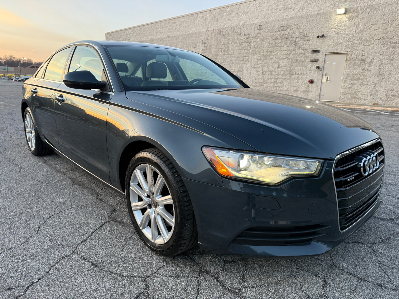 Audi A6 2.0T Premium Plus 2015