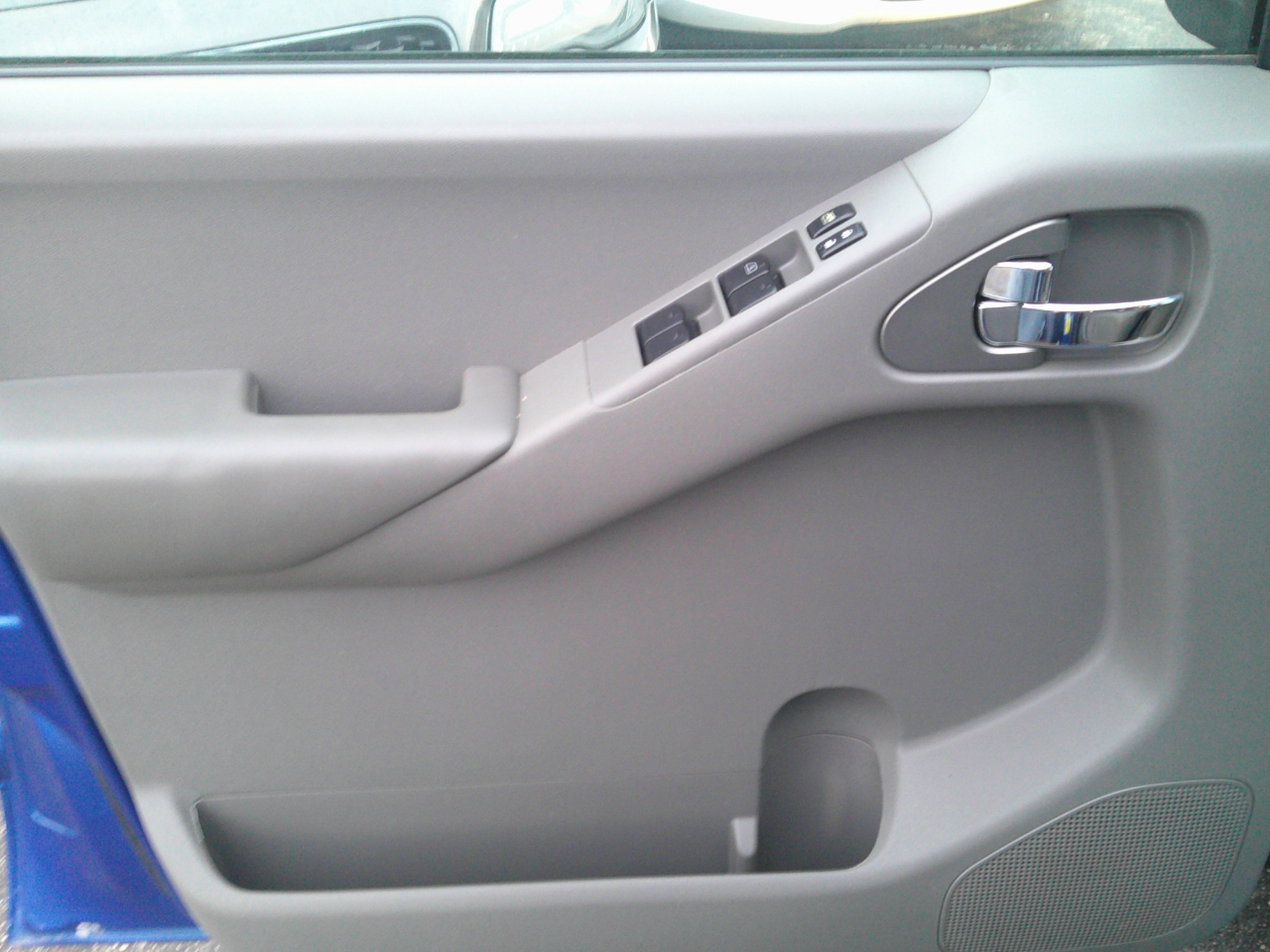 Nissan Frontier PRO-4X Crew Cab 4WD 2014