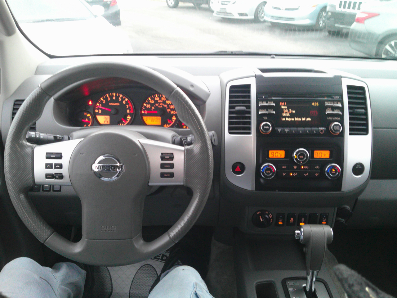 Nissan Frontier PRO-4X Crew Cab 4WD 2014